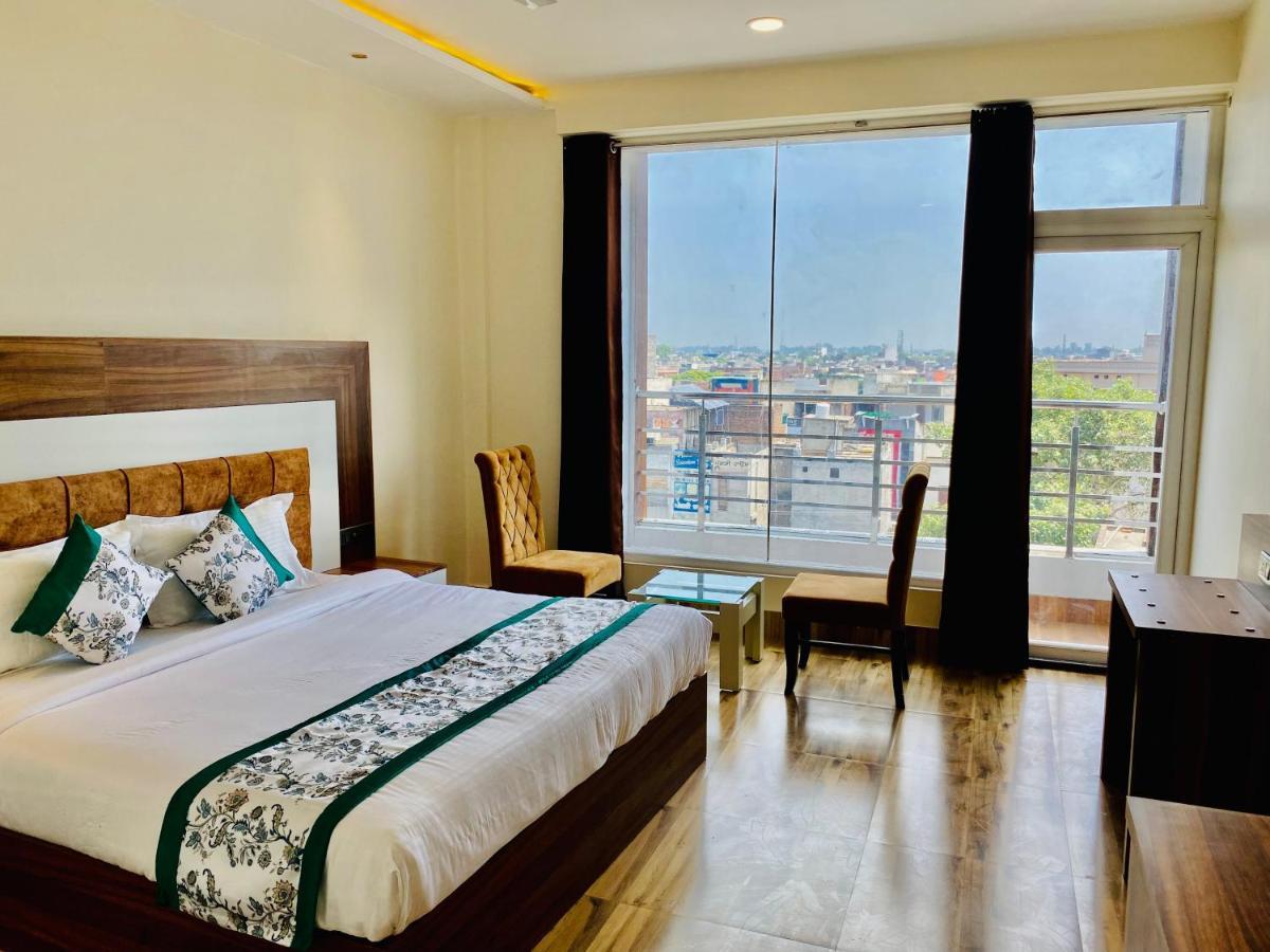 Hotel White House By An Hotels - Walking Distance From Golden Temple Amritsar Dış mekan fotoğraf