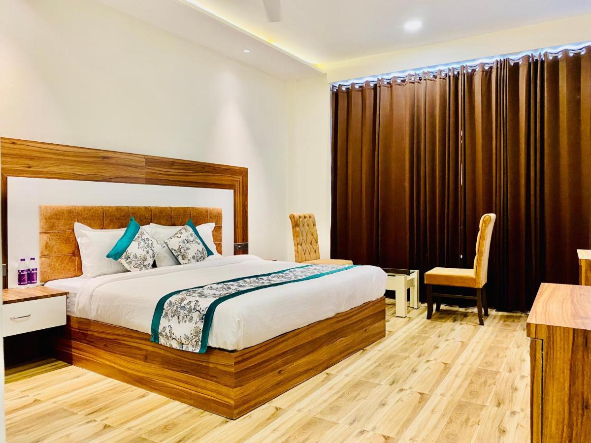 Hotel White House By An Hotels - Walking Distance From Golden Temple Amritsar Dış mekan fotoğraf