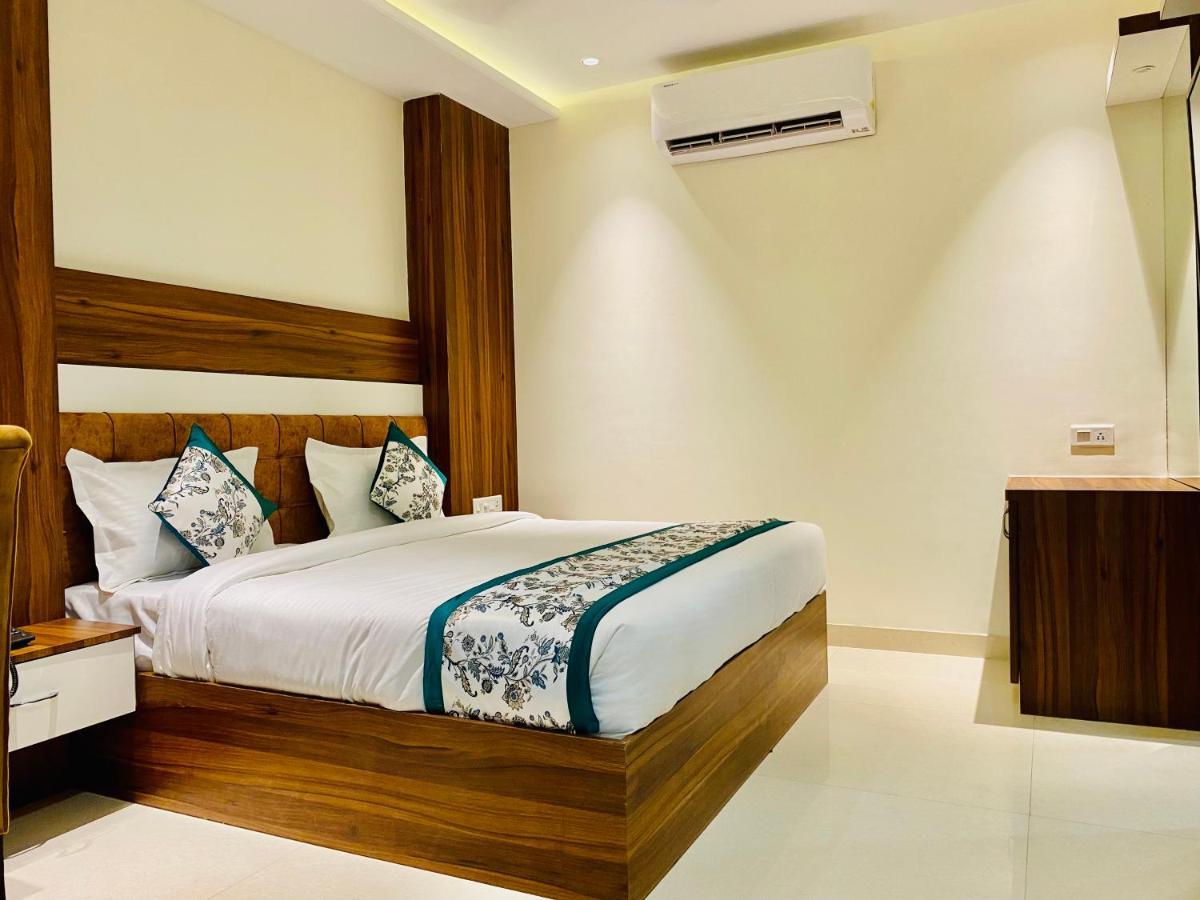 Hotel White House By An Hotels - Walking Distance From Golden Temple Amritsar Dış mekan fotoğraf